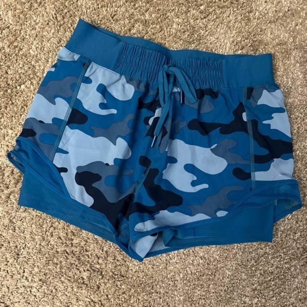 Mondetta Women's Small Blue Camo Shorts Lined Performance + Luxury ww